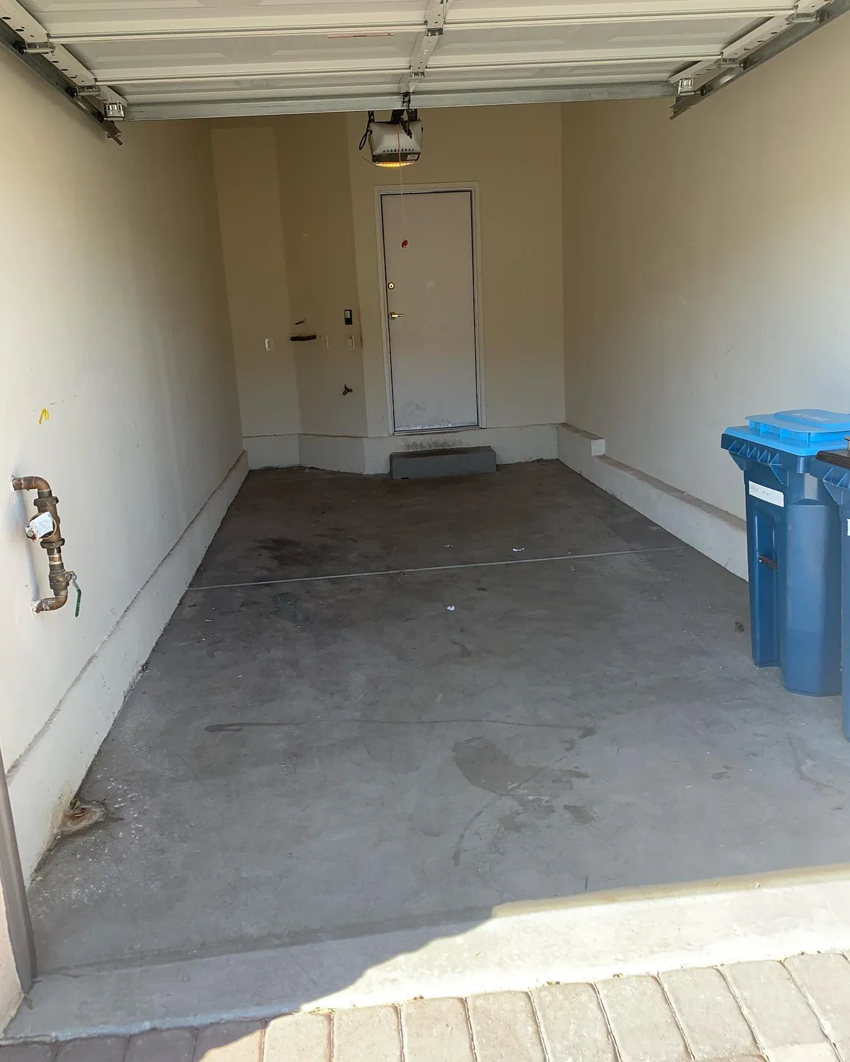Cleared Gilbert garage after junk removal