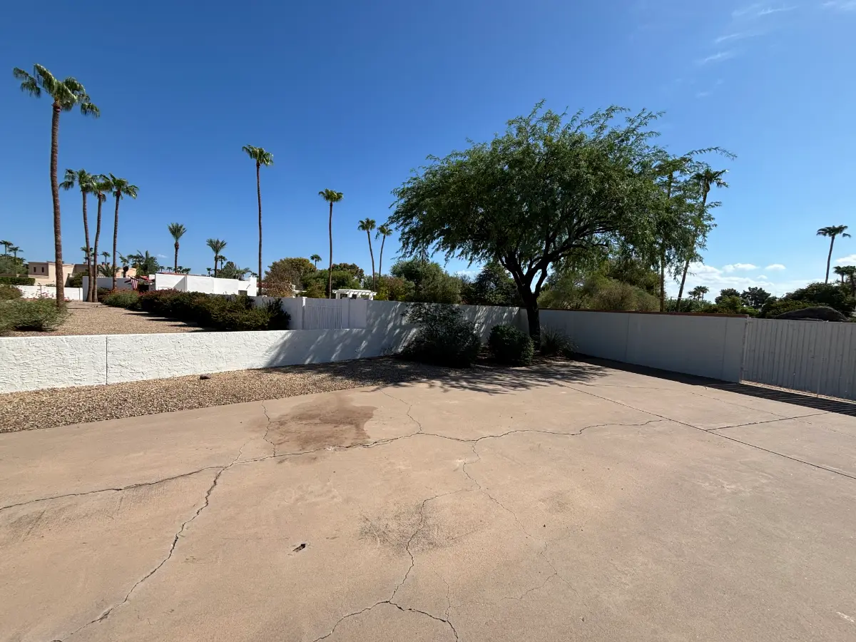 The same Gilbert pad swept clear