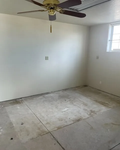 Cleared Mesa room after junk removal