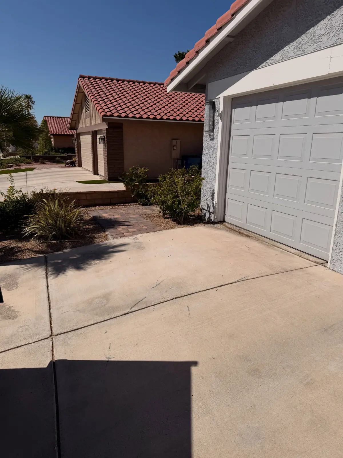 The same Phoenix driveway clear after the refrigerator was hauled away