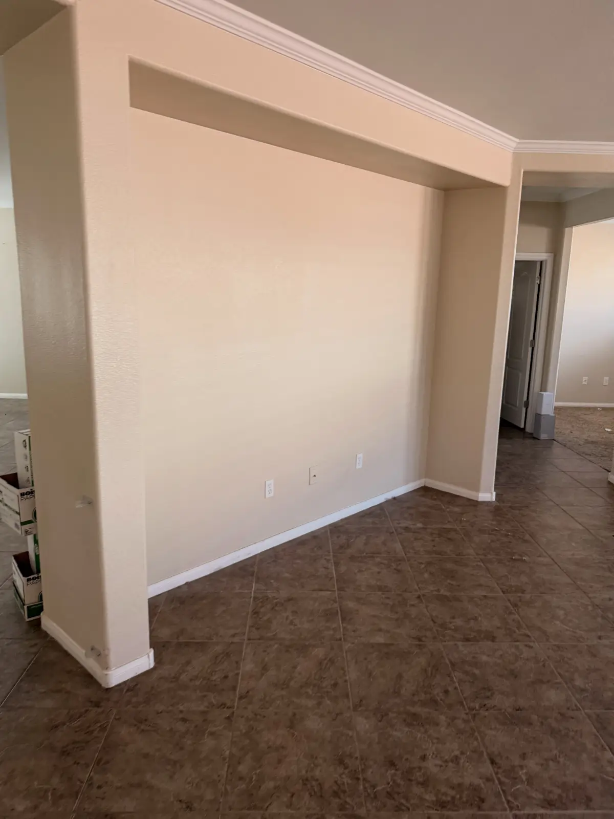 The same Tempe alcove empty with the tile and baseboard clear